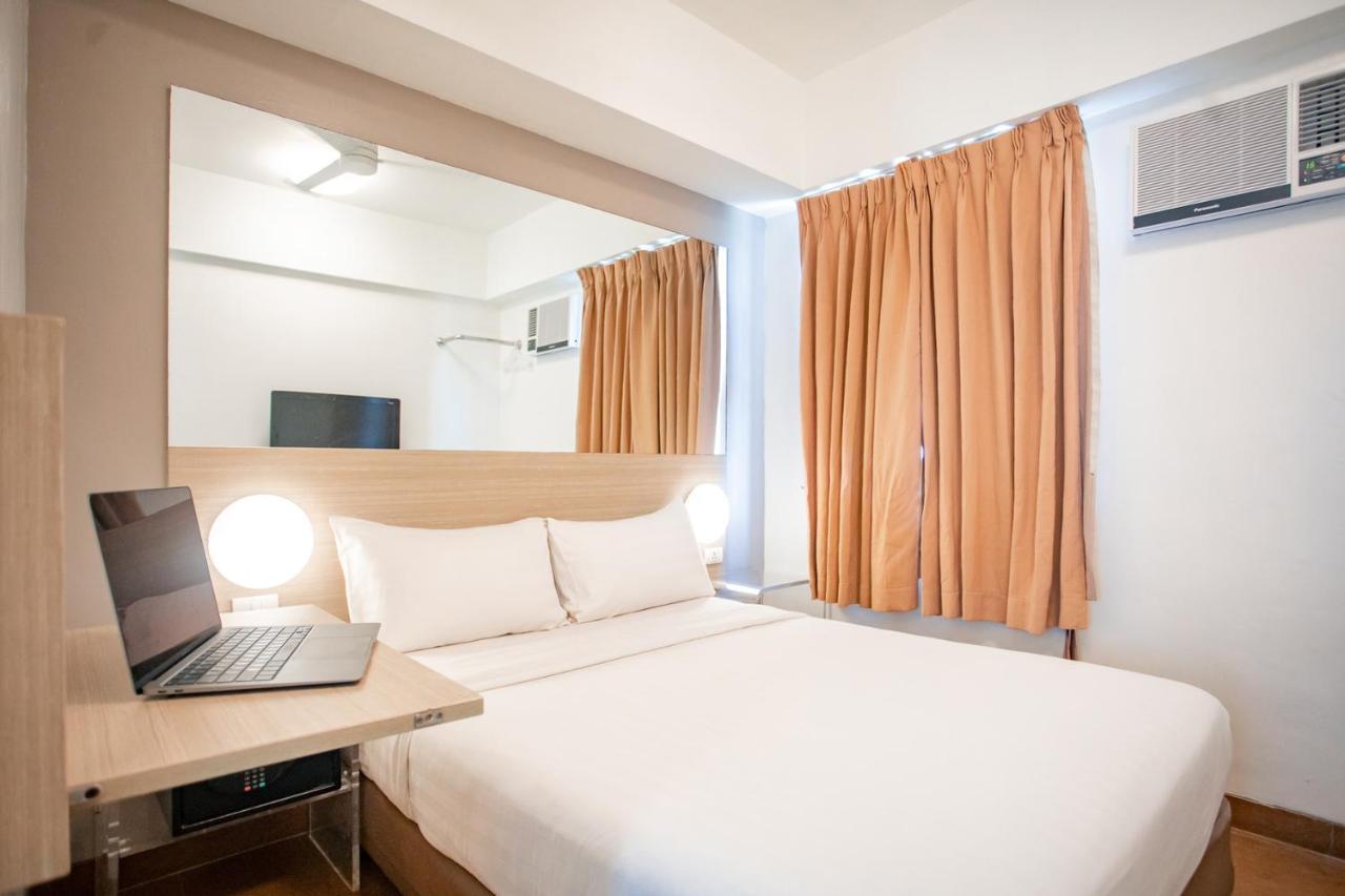 Hotel Red Planet Manila Malate Mabini Zewnętrze zdjęcie