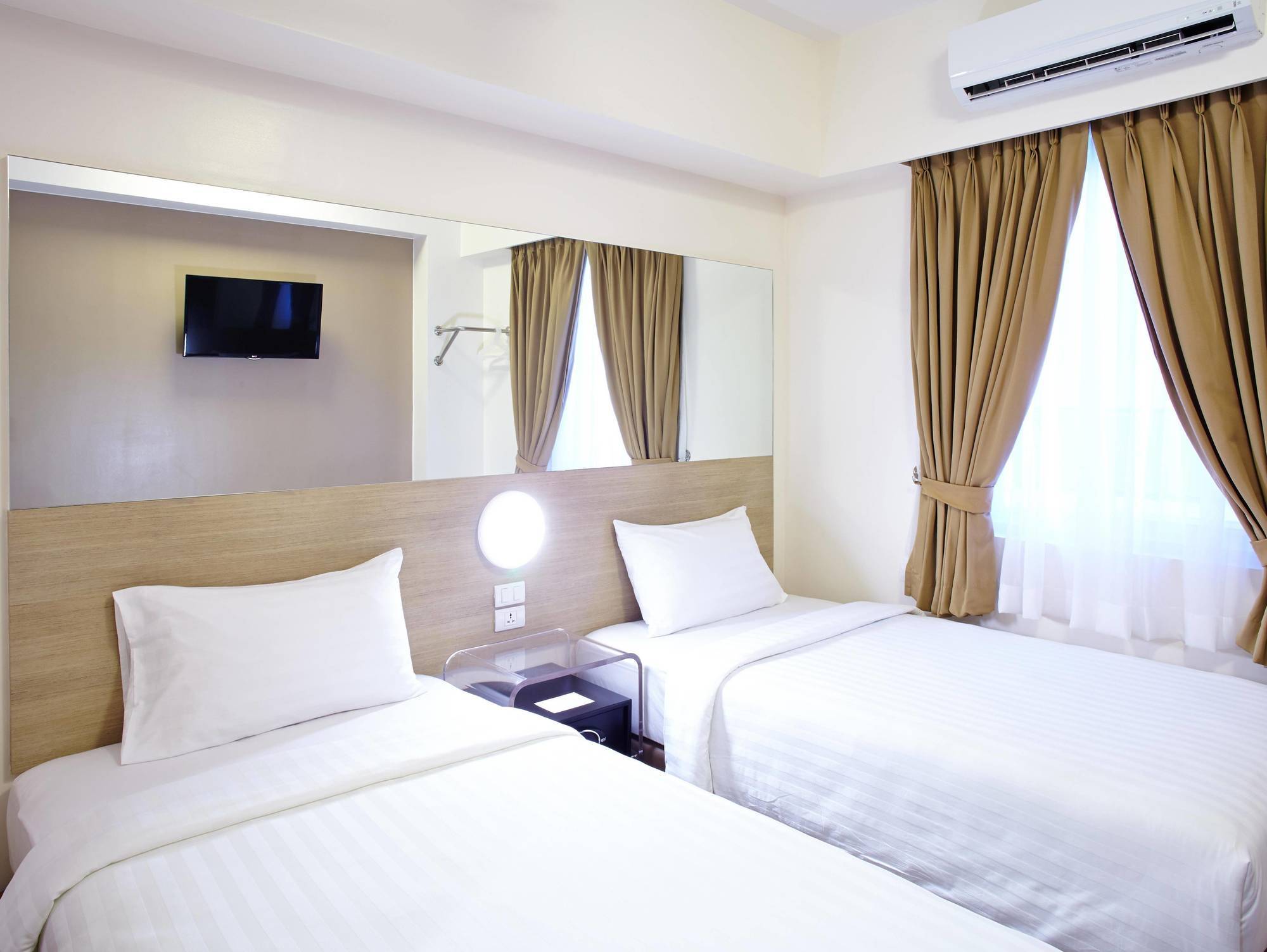 Hotel Red Planet Manila Malate Mabini Zewnętrze zdjęcie