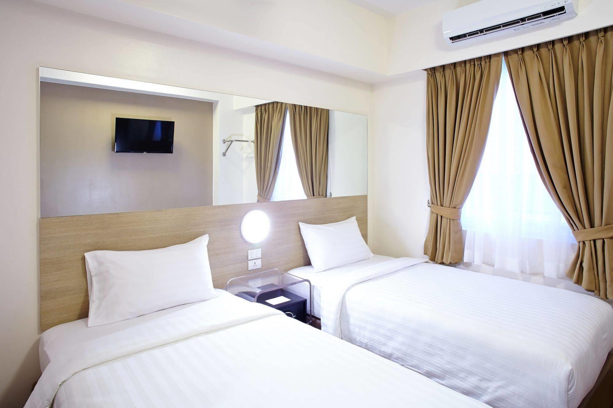 Hotel Red Planet Manila Malate Mabini Zewnętrze zdjęcie