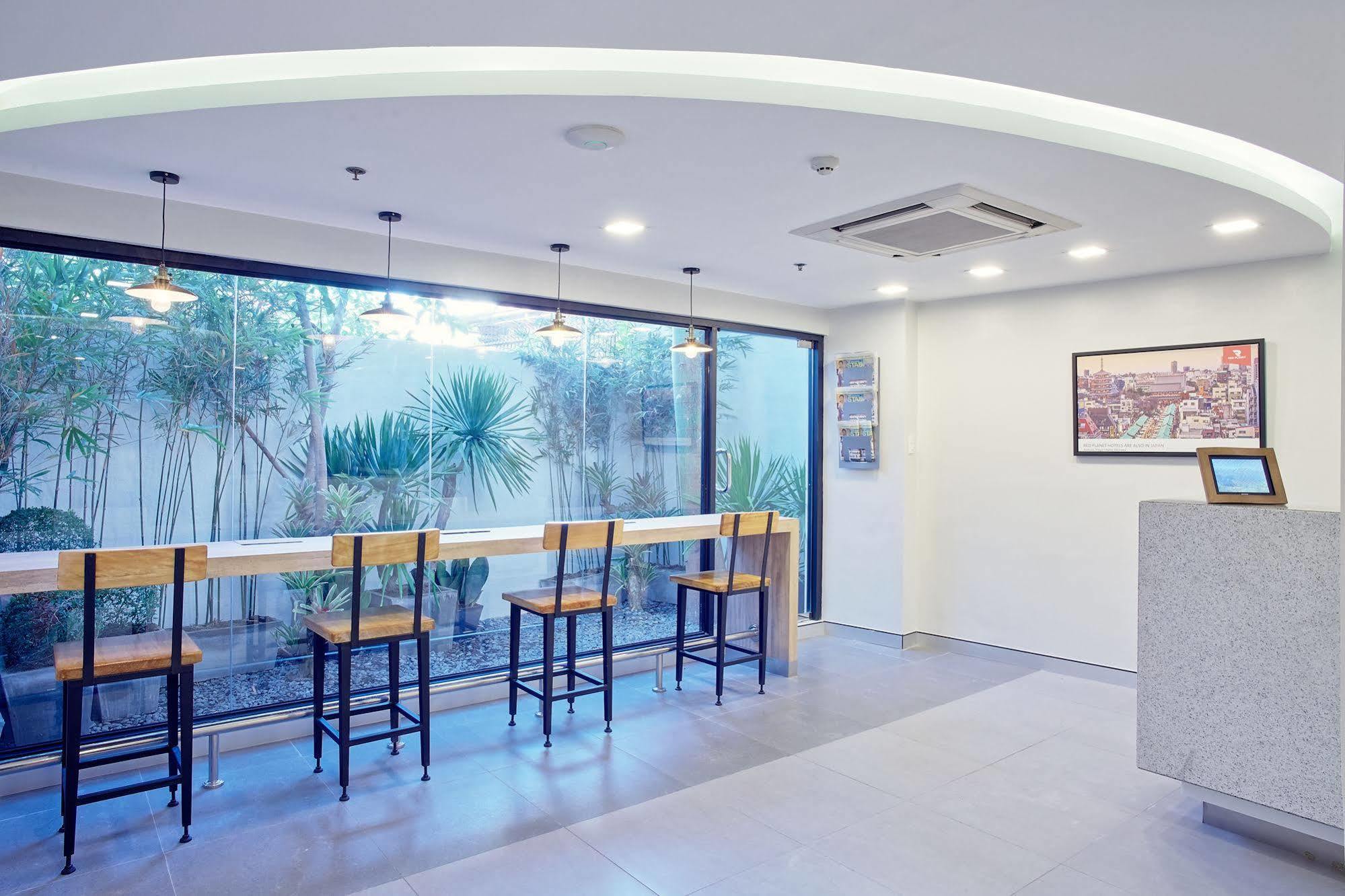 Hotel Red Planet Manila Malate Mabini Zewnętrze zdjęcie